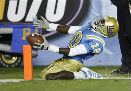 450Washington_UCLA_F#33B802